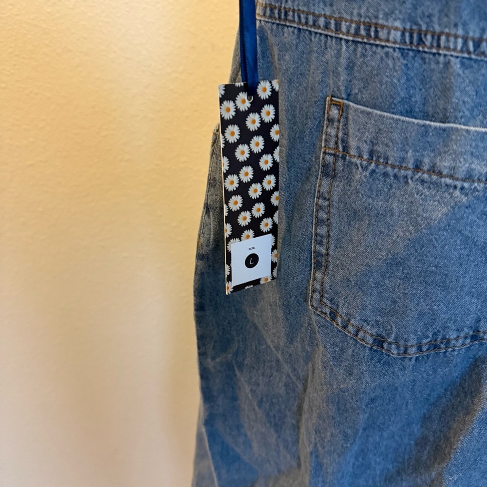 Stylish Denim Button-Up Midi Dress - Picture 11 of 14